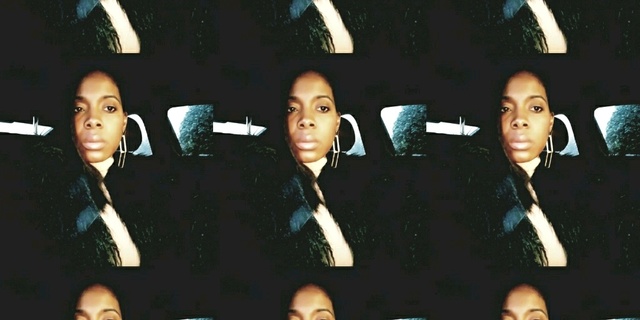 Poshmark banner for @kingdom